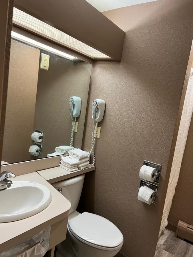 Viking Arms Inn - ลูดิงตัน ภายนอก รูปภาพ